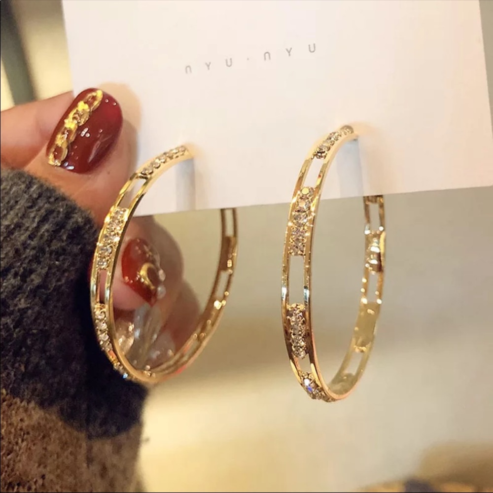 New Women’s Yellow Gold Plated Round Hoop Earrings - Picture 2 of 5